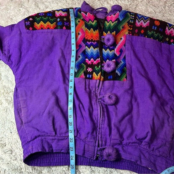 70's Ixmucane Guatemalan Embroidered Jacket - Picture 10 of 13